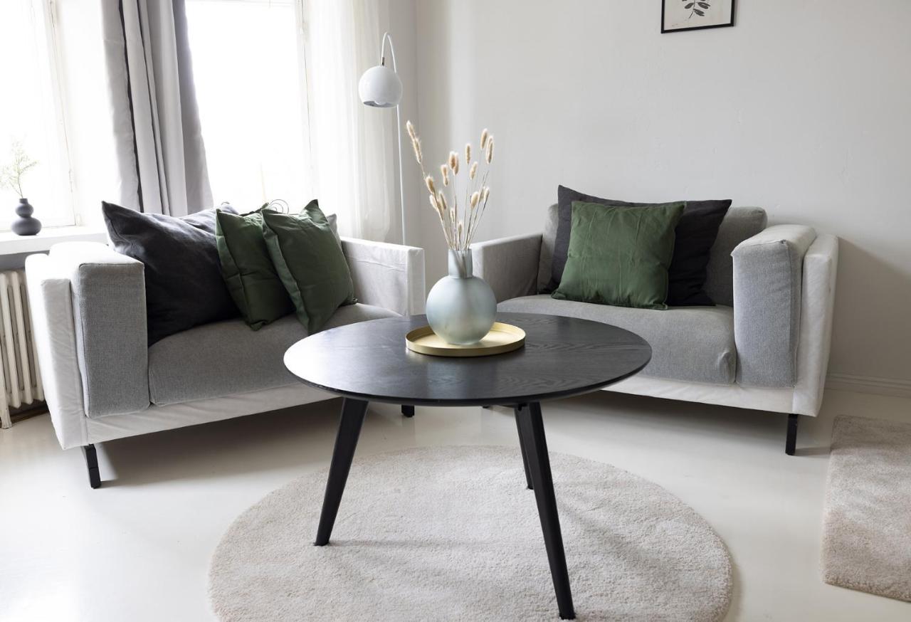 2Ndhomes City Center 2Br Apartment With Balcony And Sauna By Kaisaniemi Park Helsinki Eksteriør billede