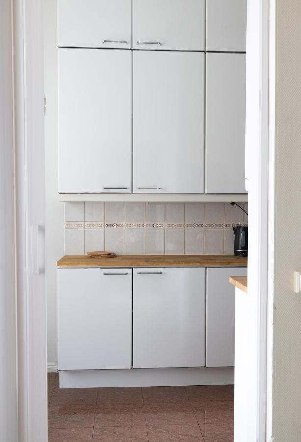 2Ndhomes City Center 2Br Apartment With Balcony And Sauna By Kaisaniemi Park Helsinki Eksteriør billede